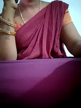 Snapshot of Tamil_Hot_HoneyBee chatting on June 24, 9:41 am Tamil Hot HoneyBee online show from June 24, 9:41 am