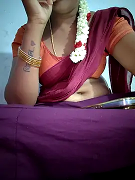 Snapshot of Tamil_Hot_HoneyBee chatting on June 25, 6:40 am Tamil Hot HoneyBee online show from June 25, 6:40 am