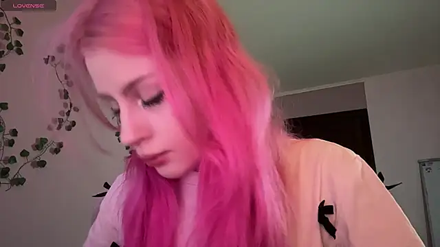 milimoon online show from May 13, 4:48 pm
