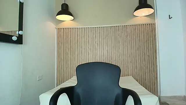 Snapshot of Brandon_Mercuri chatting on May 16, 12:48 pm Brandon Mercuri online show from May 16, 12:48 pm