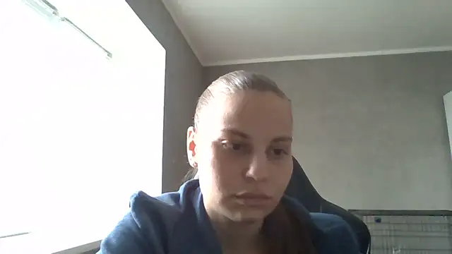 Snapshot of _Linsyy_ee_ chatting on May 1, 1:48 pm Linsyy ee online show from May 1, 1:48 pm