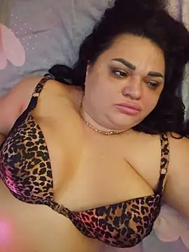 Snapshot of -CUTE-EVVIL- chatting on June 19, 10:24 pm -CUTE-EVVIL- online show from June 19, 10:24 pm