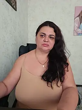 Snapshot of -CUTE-EVVIL- chatting on June 27, 9:14 am -CUTE-EVVIL- online show from June 27, 9:14 am