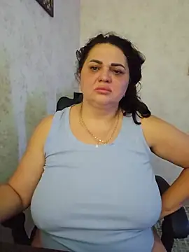 Snapshot of -CUTE-EVVIL- chatting on July 19, 7:06 pm -CUTE-EVVIL- online show from July 19, 7:06 pm