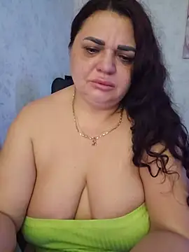 Snapshot of -CUTE-EVVIL- chatting on July 28, 8:52 pm -CUTE-EVVIL- online show from July 28, 8:52 pm