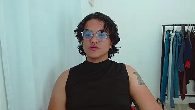 Snapshot of Diane_exotic chatting on June 10, 11:46 pm Diane exotic online show from June 10, 11:46 pm