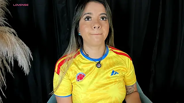 Snapshot of Leidy_2026 chatting on June 27, 12:22 pm Leidy 2026 online show from June 27, 12:22 pm