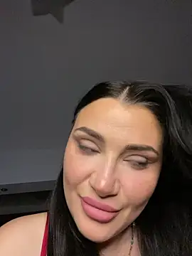 AylaSparkk online show from June 9, 7:03 pm