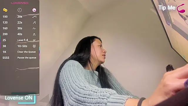 Snapshot of Valeri_bj chatting on July 22, 9:17 pm Valeri bj online show from July 22, 9:17 pm