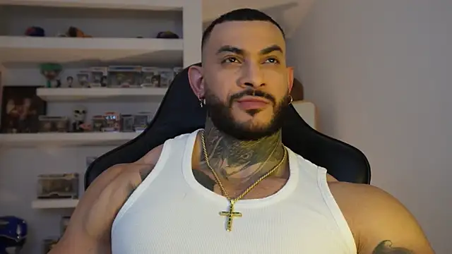 iamjackc  online show from May 30, 9:23 pm