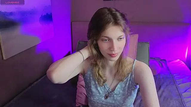 Emily Cartex online show from June 26, 5:45 am