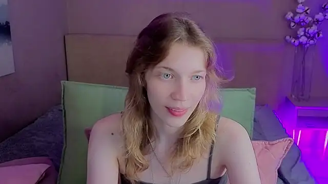 Emily Cartex online show from July 18, 5:22 am