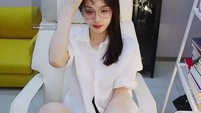 Nancy-A1 online show from June 25, 2:43 pm