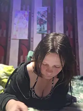 sweet angely online show from April 29, 7:31 pm