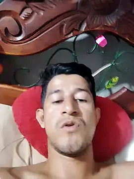 chicolargo17 online show from May 2, 12:10 pm