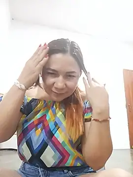 Snapshot of Luna_Morch chatting on July 10, 3:22 am Luna Morch online show from July 10, 3:22 am
