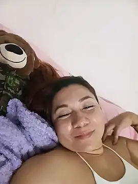 Snapshot of Luna_Morch chatting on July 20, 2:26 am Luna Morch online show from July 20, 2:26 am