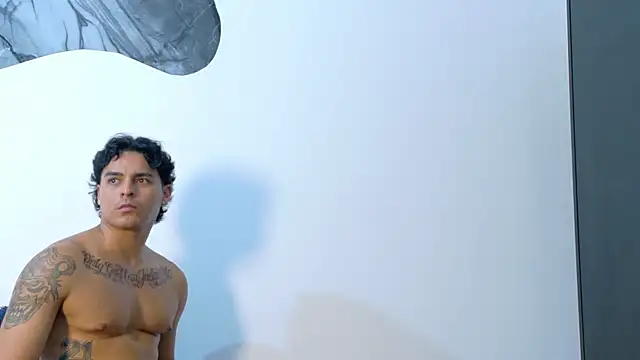 AndyHot   online show from April 28, 1:27 pm