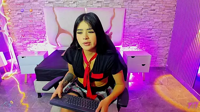 isis tay1 online show from May 29, 3:15 am