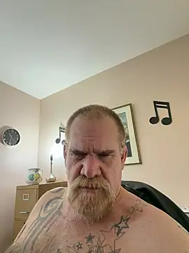 Snapshot of Caesar_Baxter chatting on April 29, 2:32 pm Caesar Baxter online show from April 29, 2:32 pm