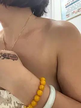 milkwine online show from June 12, 3:11 pm