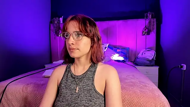Snapshot of Azahara_18 chatting on July 21, 11:51 pm Azahara 18 online show from July 21, 11:51 pm