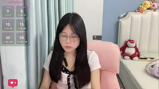 Snapshot of Luna-666 chatting on June 12, 1:54 pm Luna-666 online show from June 12, 1:54 pm