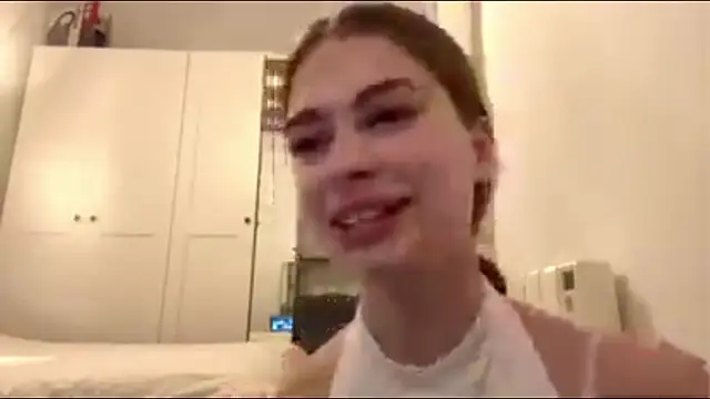 Snapshot of JacquelyneDelgado chatting on April 29, 5:30 pm JacquelyneDelgado online show from April 29, 5:30 pm