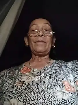 Snapshot of mouth22 chatting on June 26, 12:53 pm mouth22 online show from June 26, 12:53 pm