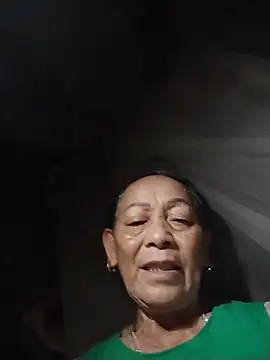 Snapshot of mouth22 chatting on July 28, 12:48 pm mouth22 online show from July 28, 12:48 pm