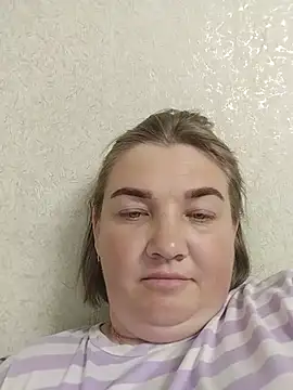 MiyaOlliver online show from July 1, 4:40 pm