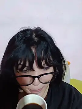 Snapshot of Sempai_Moon chatting on May 30, 6:27 pm Sempai Moon online show from May 30, 6:27 pm