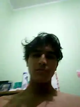 Snapshot of Sempai_Moon chatting on June 2, 2:57 am Sempai Moon online show from June 2, 2:57 am
