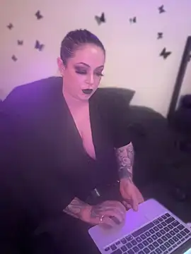 tacyeannxo online show from July 24, 7:01 pm