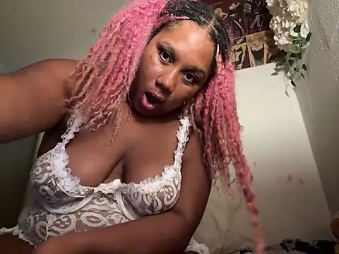 Snapshot of candi_sweetheart chatting on July 19, 6:39 am candi sweetheart online show from July 19, 6:39 am