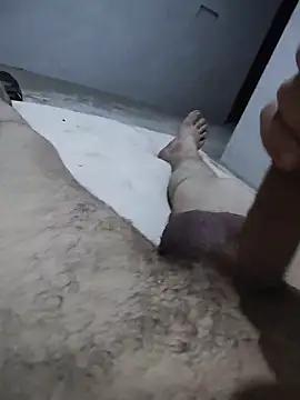 TootedFreezing online show from May 26, 6:26 pm
