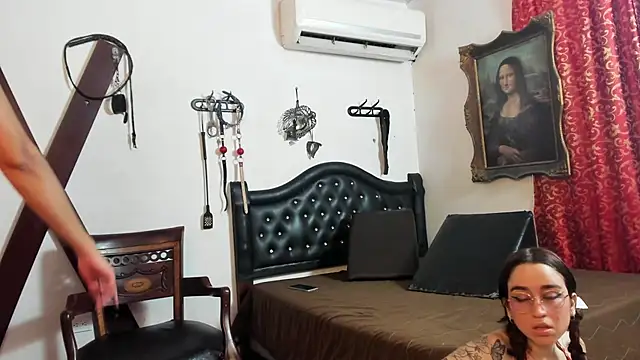 BelindaHedone1 online show from June 24, 7:46 pm