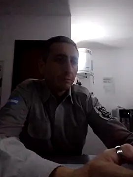 Snapshot of Alejandro83bsf chatting on June 29, 2:07 am Alejandro83bsf online show from June 29, 2:07 am