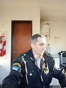 Snapshot of Alejandro83bsf chatting on July 6, 12:46 pm Alejandro83bsf online show from July 6, 12:46 pm