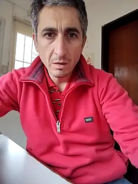 Snapshot of Alejandro83bsf chatting on August 1, 5:56 pm Alejandro83bsf online show from August 1, 5:56 pm