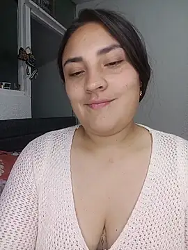 Snapshot of -brendda- chatting on July 2, 3:34 am -brendda- online show from July 2, 3:34 am