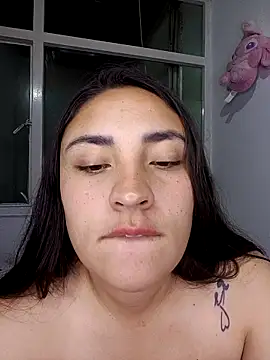 Snapshot of -brendda- chatting on July 5, 4:19 am -brendda- online show from July 5, 4:19 am