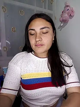 Snapshot of -brendda- chatting on July 8, 3:11 am -brendda- online show from July 8, 3:11 am
