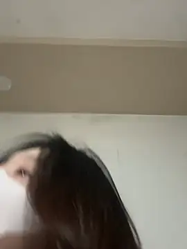 Snapshot of Ni_Tran chatting on May 16, 3:11 pm Ni Tran online show from May 16, 3:11 pm
