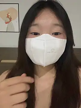 Snapshot of Ni_Tran chatting on June 12, 6:07 pm Ni Tran online show from June 12, 6:07 pm