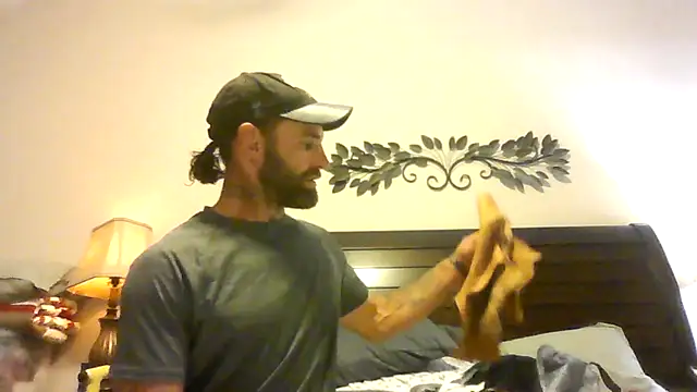 yourpersonalpeer1 online show from June 16, 9:34 am