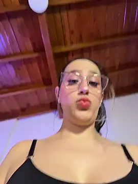 RenataVelasquez online show from July 13, 4:15 am