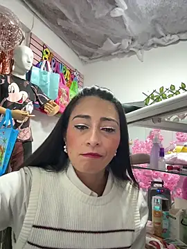 IsabellaMariet online show from June 11, 1:20 pm