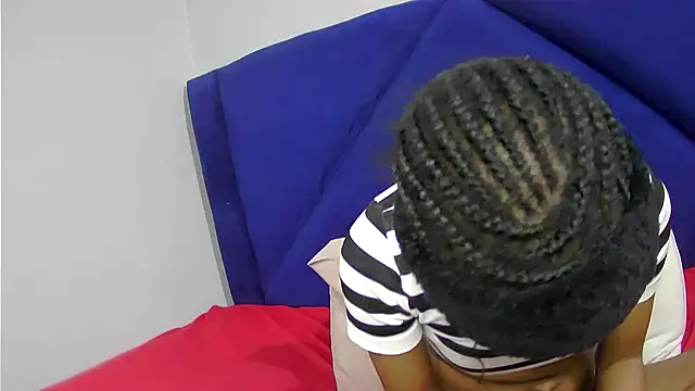 Snapshot of TheSexyBibi chatting on June 6, 8:24 pm TheSexyBibi online show from June 6, 8:24 pm