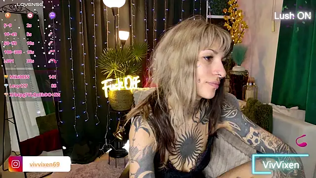 VivVixen online show from May 11, 4:04 pm